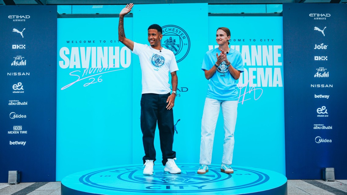 Watch: Savinho and Miedema welcome event at the Etihad Stadium