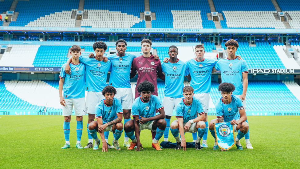 TEAM: Pre match photo before the Under-18s Premier League National Final.