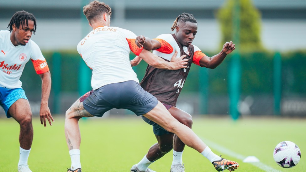 DAZZLING DOKU : Our wing wonder shows his pace and grace in training