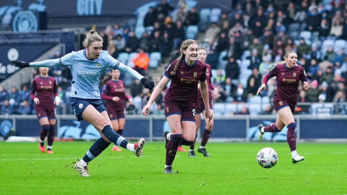 Miedema's delight after scoring on injury return