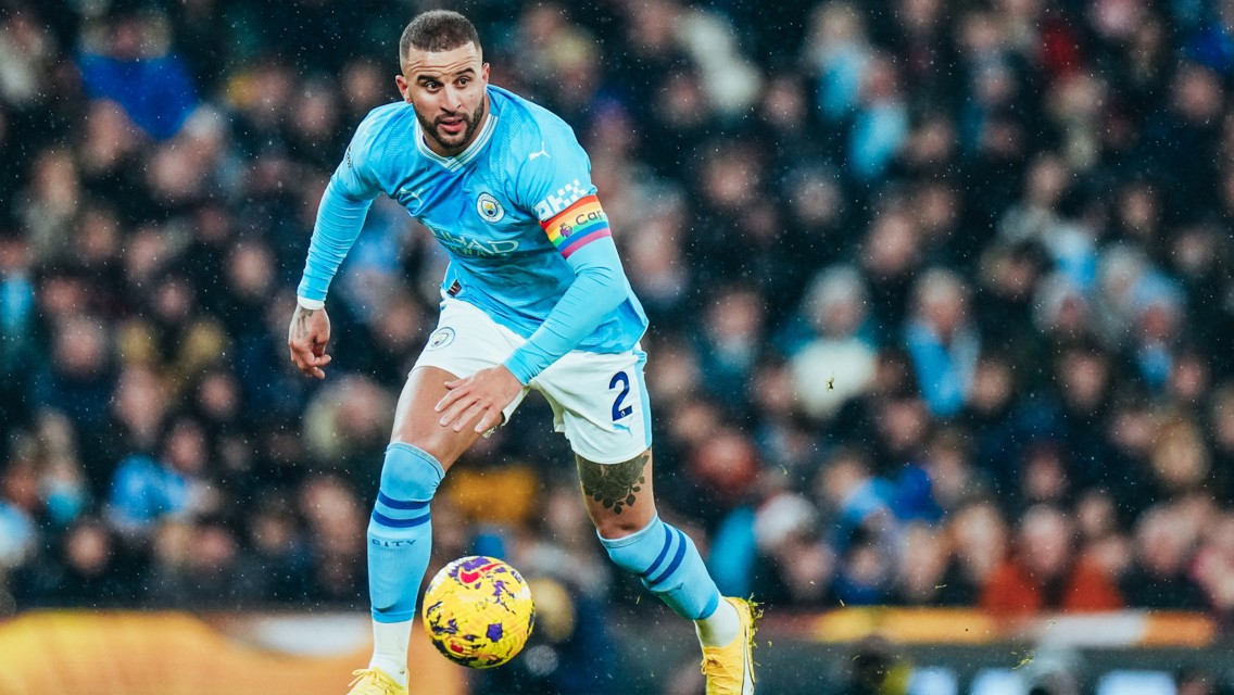 Manchester City celebrates Rainbow Laces campaign