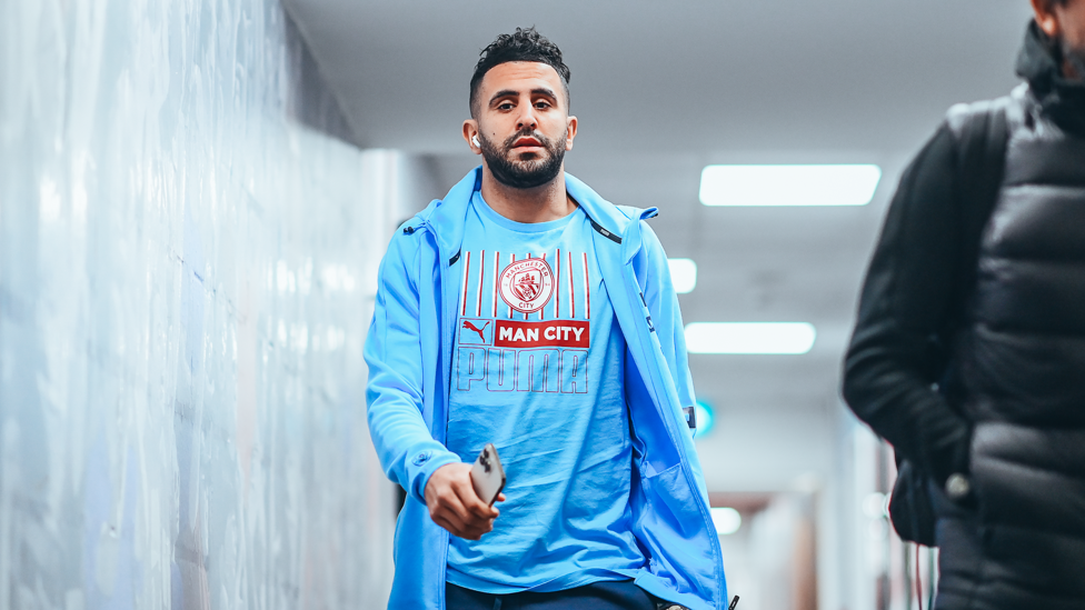 READY RIYAD : Mahrez arrives at the stadium.