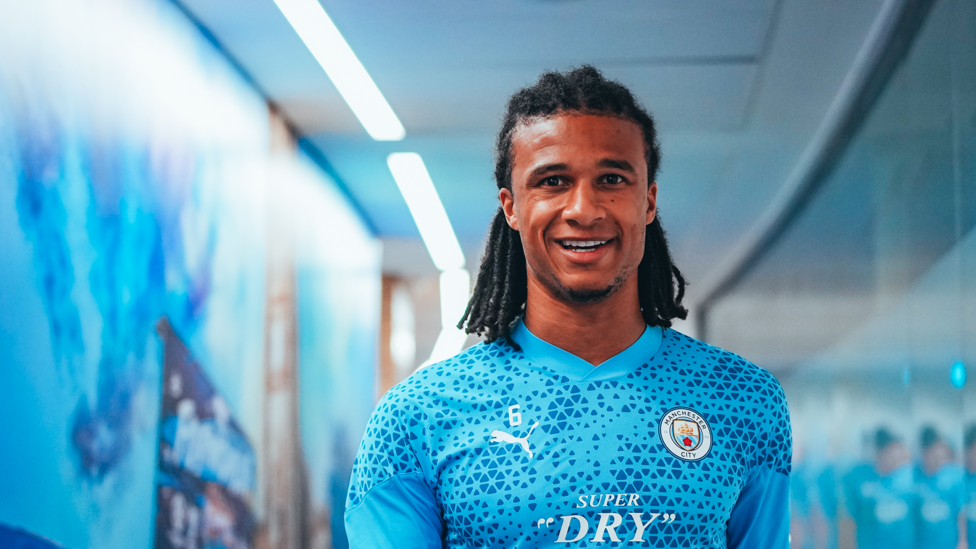 CORRIDORS OF POWER : Nathan Ake at the CFA