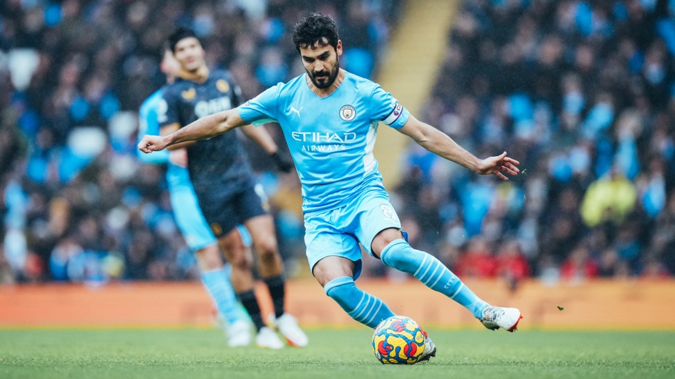 SILKY ILKAY : Gundogan looks to unlock a rigid Wolves defence.