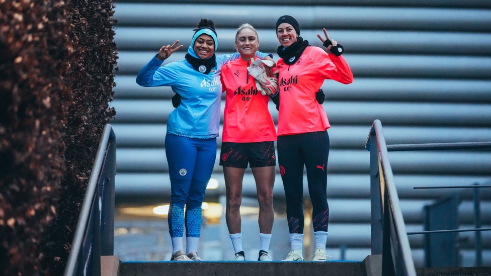 THREE OF THE BEST : Khiara Keating, Steph Houghton and Alanna Kennedy spot the camera