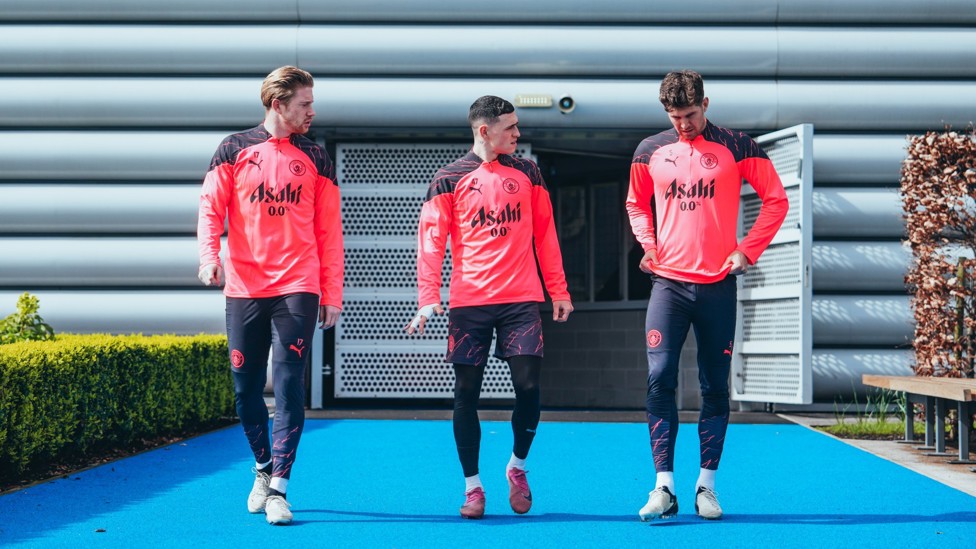 THREE AMIGOS : Kevin De Bruyne, Phil Foden and John Stones get ready for Madrid