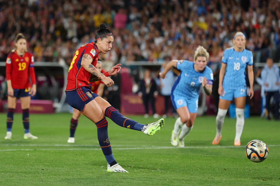 PENALTY PRESSER : Jenni Hermoso takes Spain's spot kick part way through the second half...