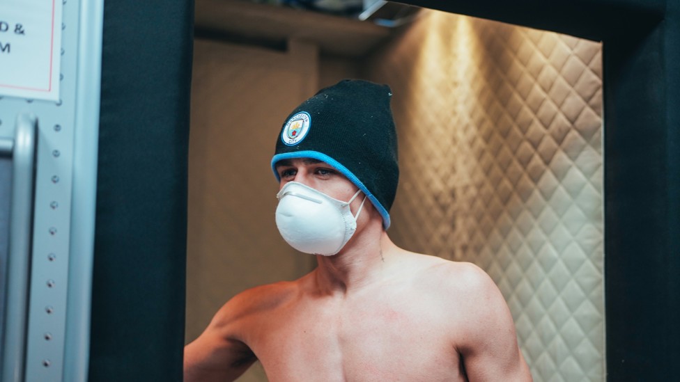 ICE COLD : Phil Foden braves the elements