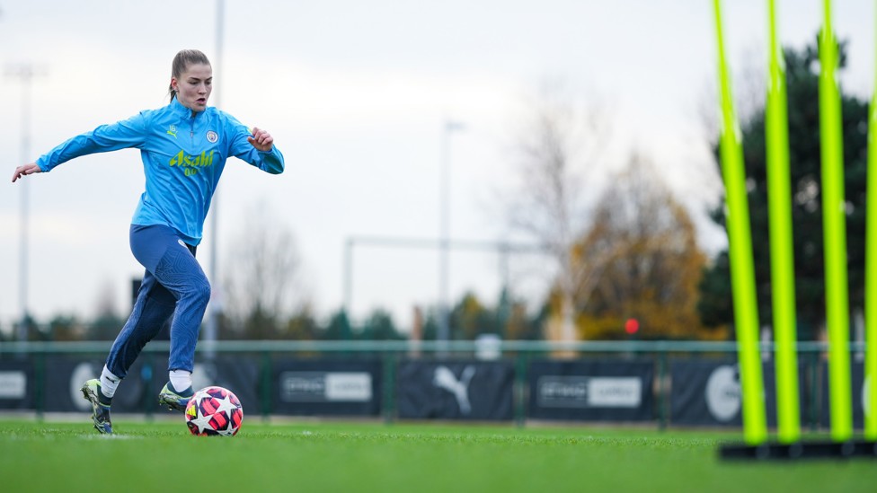 POUNCING PARK : Jess Park drives towards goal.