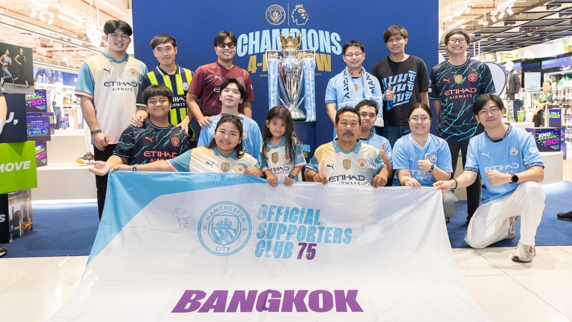 Bangkok OSC surprised with Premier League trophy 