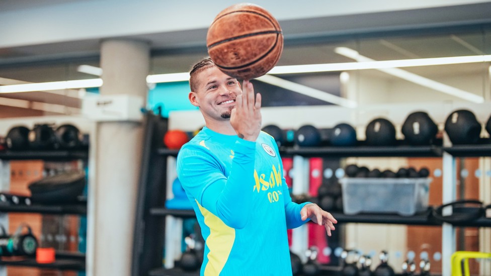 IN THE SPIN : Kalvin Phillips shows off his basketball skills