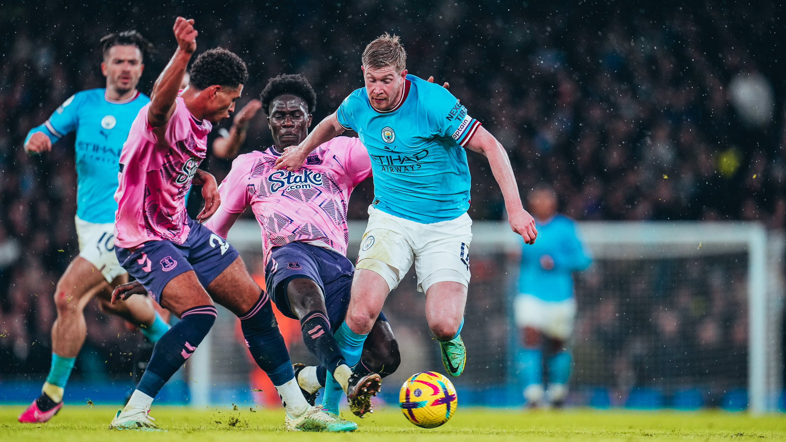 Gallery: City stifled by rigid Toffees