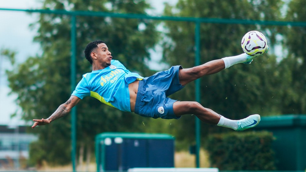 SUPER SAVINHO : City's newest signing puts his body on the line. 