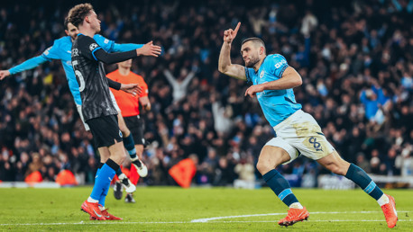 MAIN MAN MATEO: Celebrates!