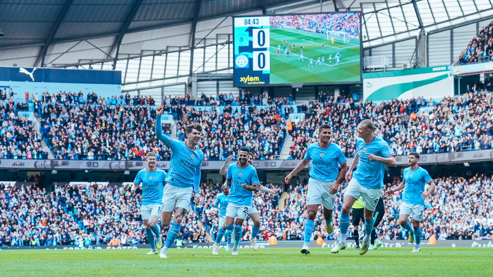 THE ROCKET STONES : A sweet volley from John Stones gives us the lead!