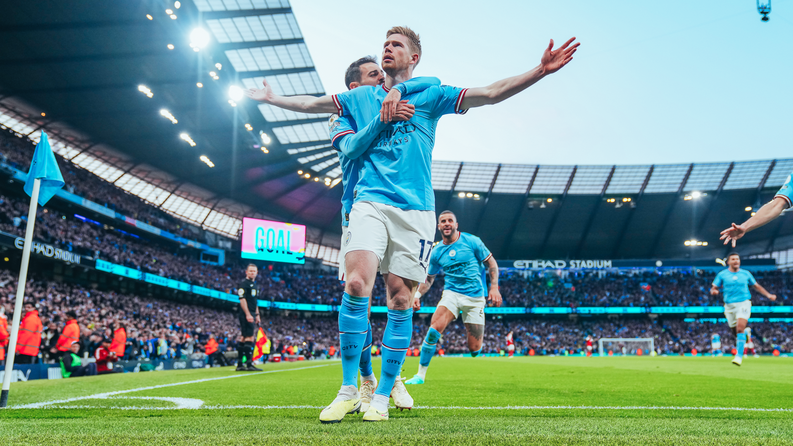 Gallery: Dazzling De Bruyne downs Gunners!