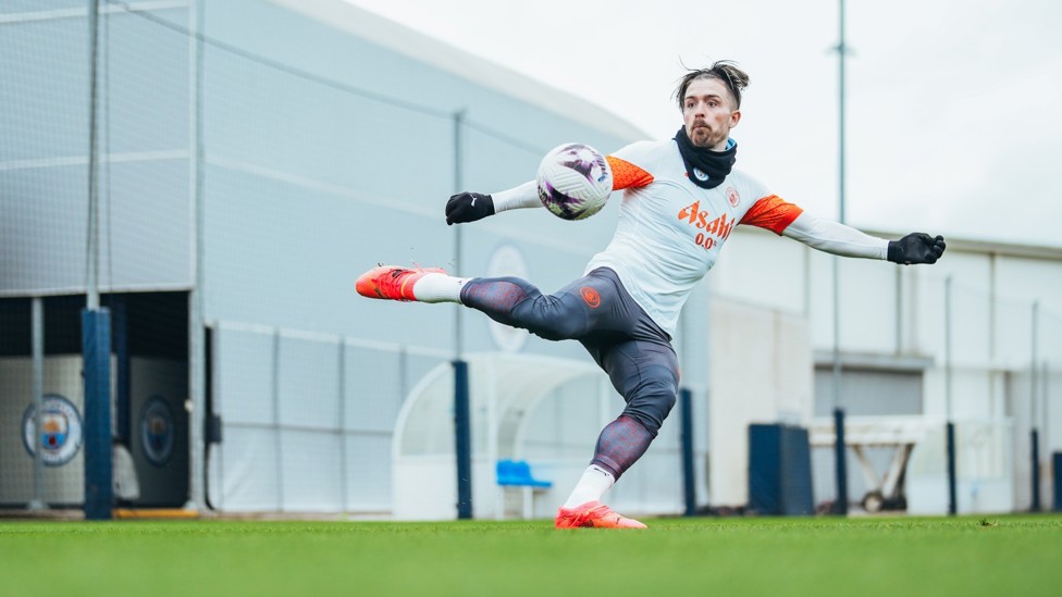 ON THE VOLLEY : Jack with the strike