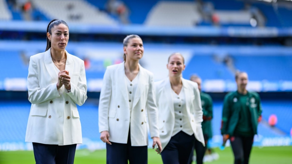 GETTING A FEEL: Walking on the Etihad turf