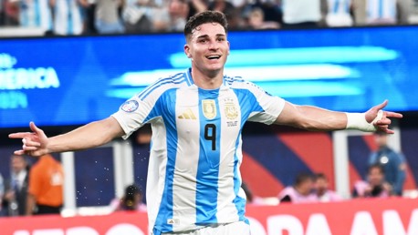 Alvarez scores as Argentina reach Copa America final