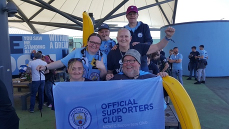 Manchester City OSC supporting Manchester City Women