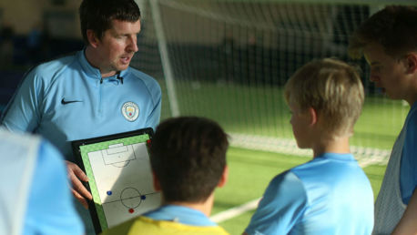 Football Schools renews inspiresport partnership