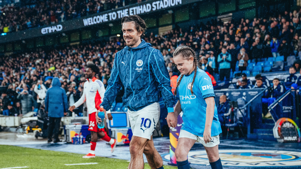 GRINNING GREALISH : Game time.