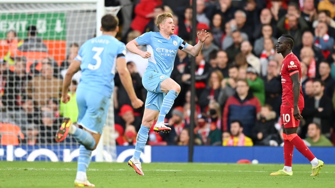 FIST PUMP: KDB celebrates equalising.